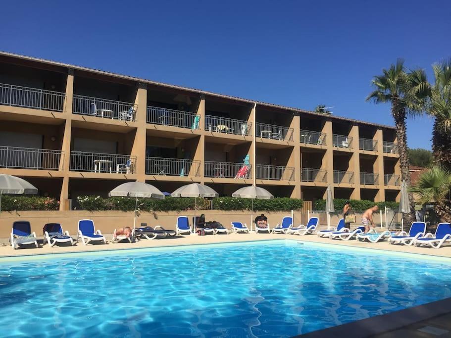 Les Appartements De La Marina Sanary-sur-Mer Exteriér fotografie